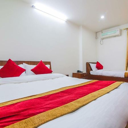 Oyo 358 Hotel Rose Star Kathmandu Exteriör bild