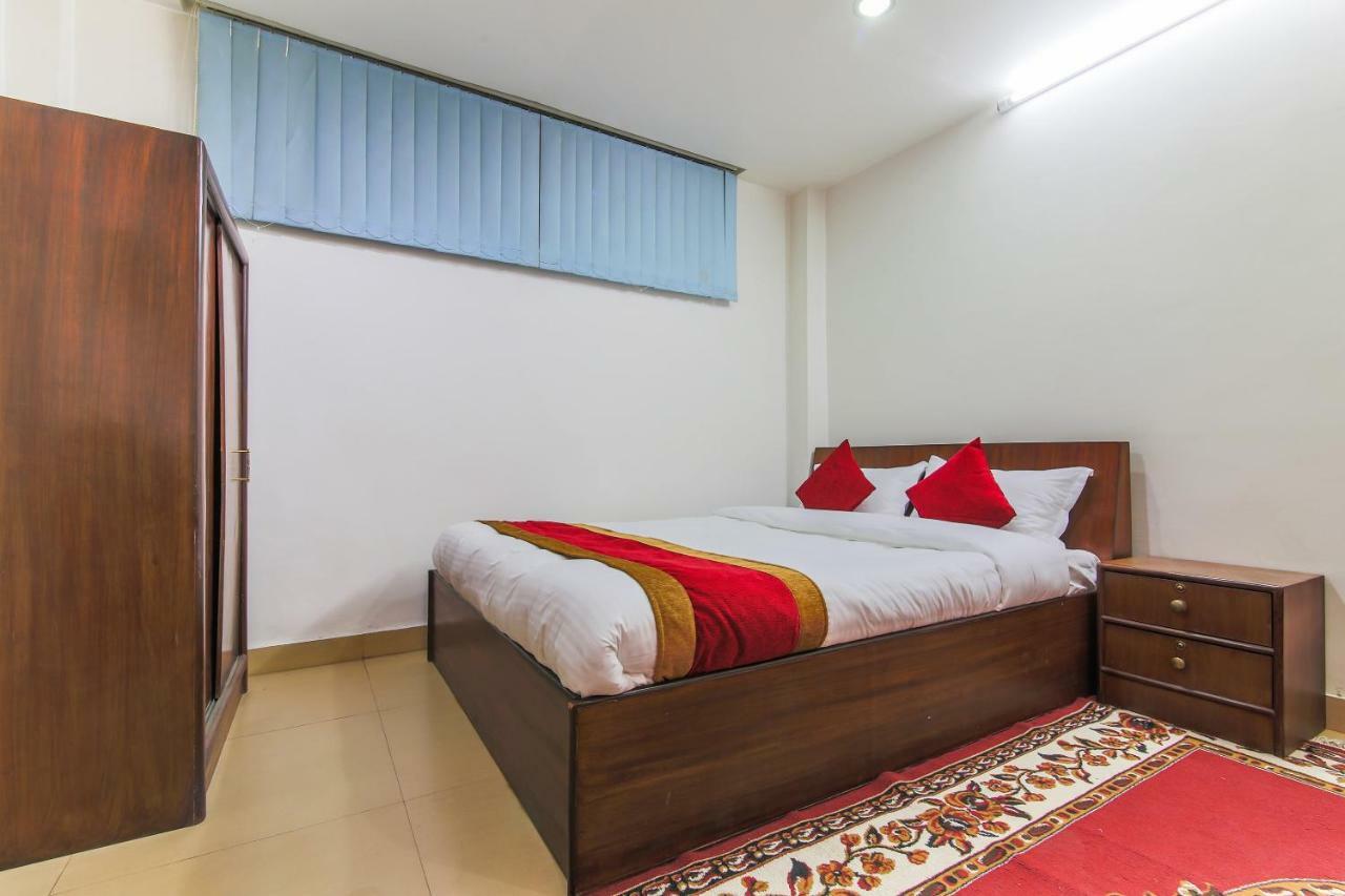 Oyo 358 Hotel Rose Star Kathmandu Exteriör bild