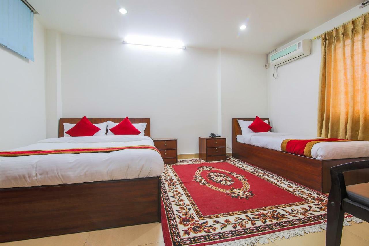 Oyo 358 Hotel Rose Star Kathmandu Exteriör bild