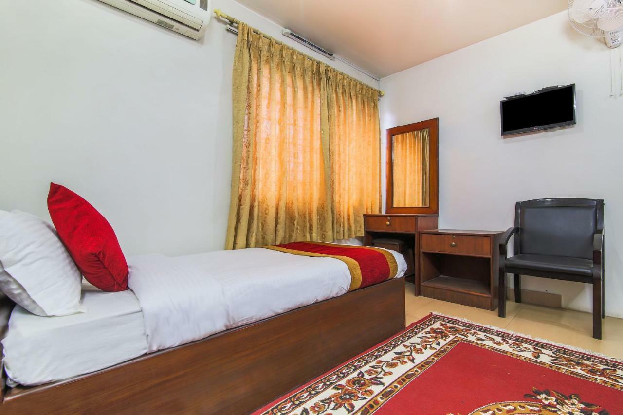 Oyo 358 Hotel Rose Star Kathmandu Exteriör bild